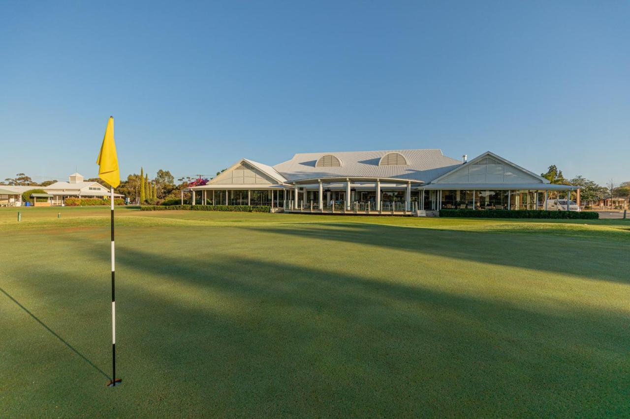 Big River Golf & Country Club Berri Buitenkant foto